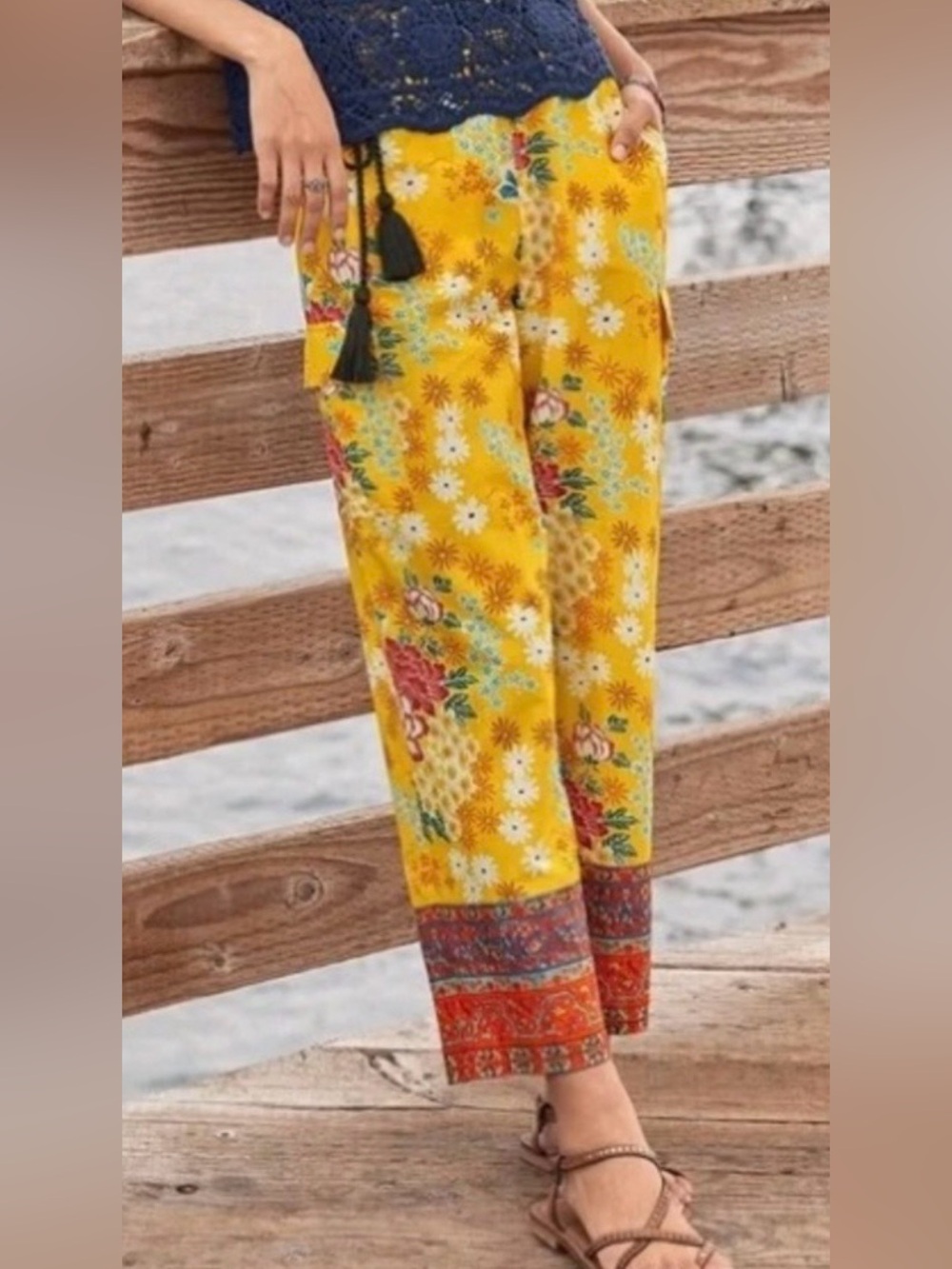 Sundance 100% Cotton Floral Print Airy Pants w. Cargo Pockets - Yellow - L